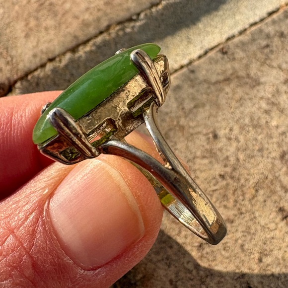 Jade jadeite vintage Marquise Cut Gold Tone Sterling Silver Ring Size 7 - Picture 11 of 15